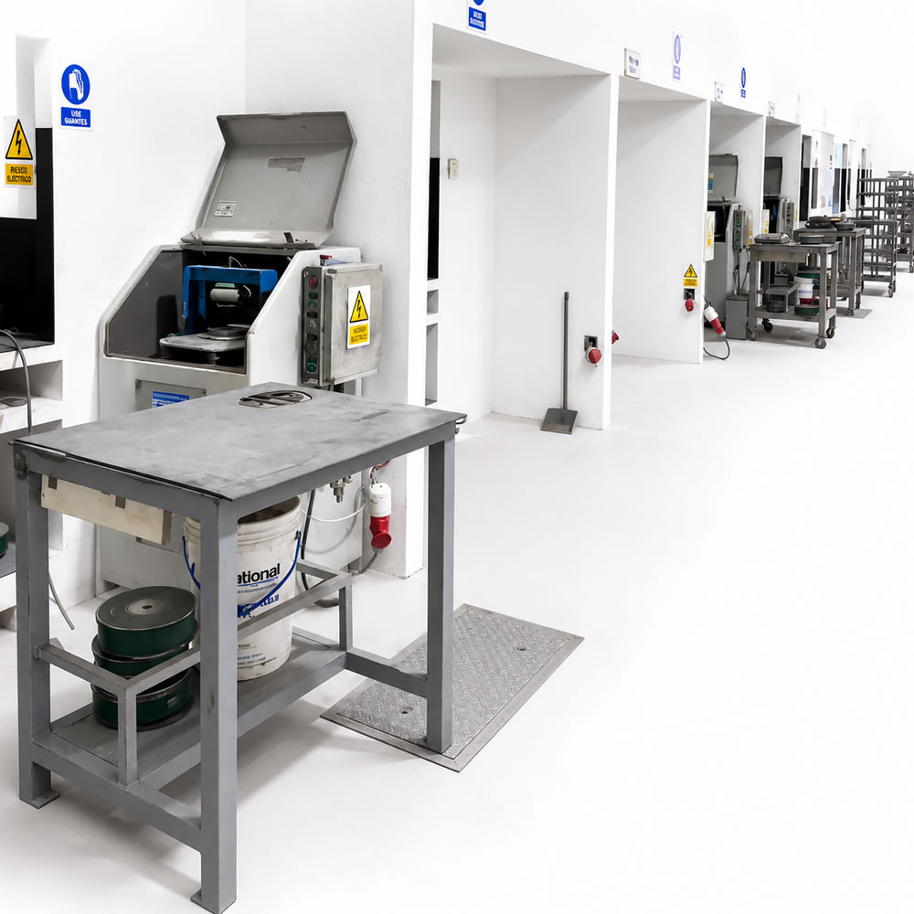 Fabricación de estaciones de trabajo para preparación de muestras Plemium